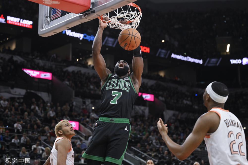 当他从纽卡 当他从纽卡