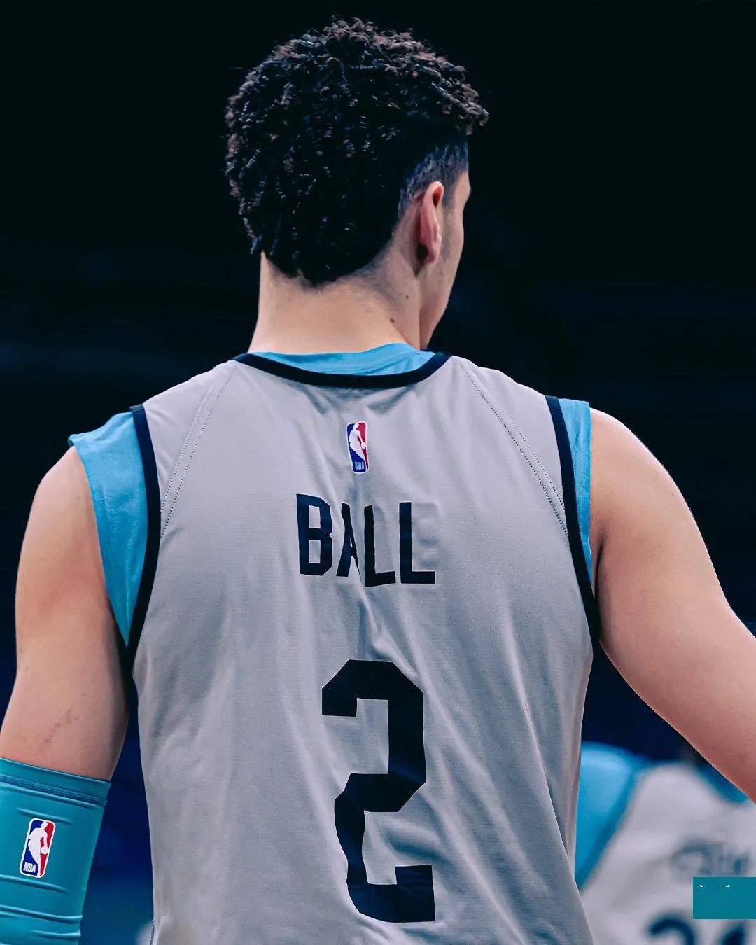 战胜了对手 战胜了对手