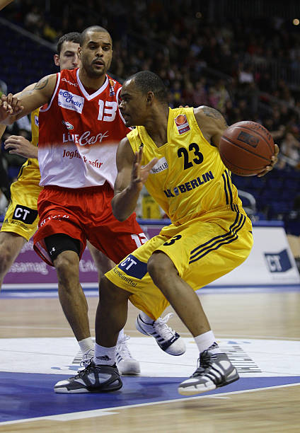 体育竞技中 体育竞技中